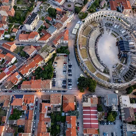 Apartamento Tina & Denis *