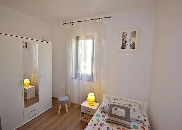 Tina & Denis Apartamento *