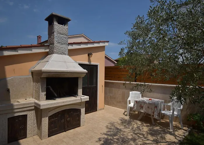 Tina & Denis Apartamento Pula