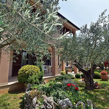 Appartement Tina & Denis Pula